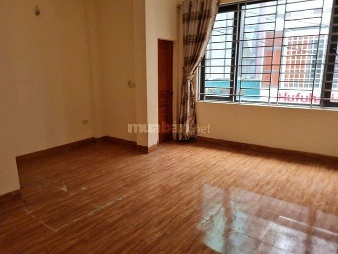  BÁN NHÀ - MẶT PHỐ ĐÔNG CÁC - KD SẦM UẤT – 70M2 x 4 TẦNG – CHỈ 31 TỶ  