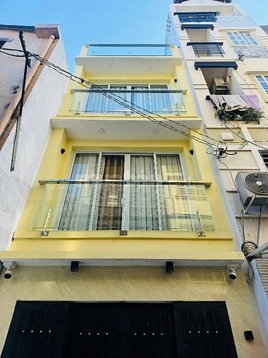 Hẻm xe hơi Ng Đình Chiểu 4Tầng,Nhà mới,Tặng Nội Thất,Gần Bệnh viện 