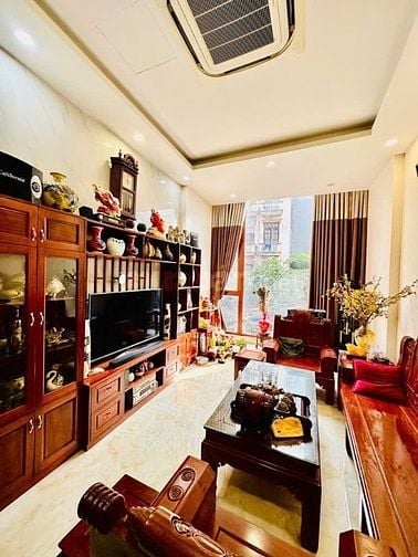 NHÀ CHỦ TỰ XÂY CHẮC CHẮN - NGÕ NÔNG GẦN PHỐ - Ô TÔ ĐỖ GẦN - BA GÁC ĐỖ 