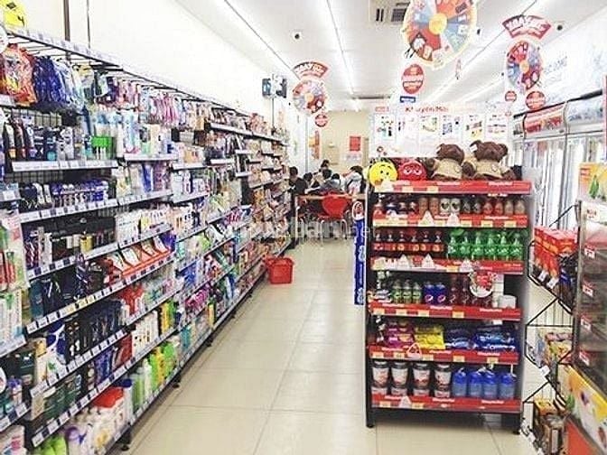 Tuyển nhân viên tạp vụ ,bán hàng khu vực quận 1 tphcm 