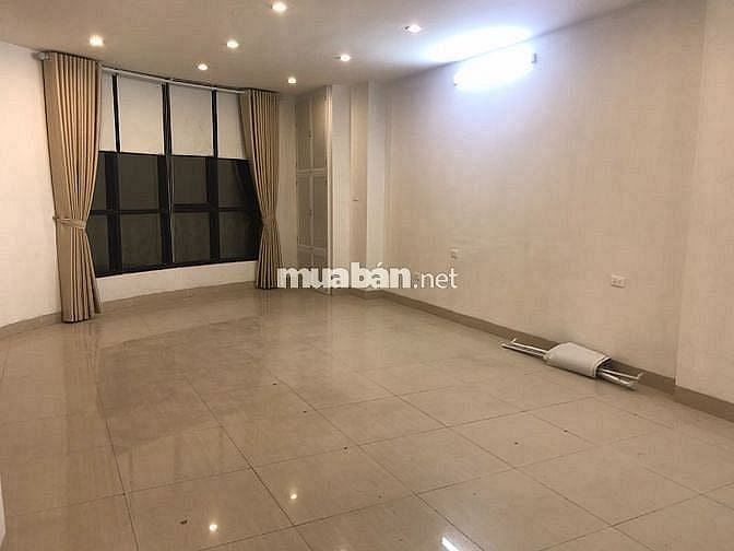 Cho thuê văn phòng nhà mặt phố 67 Yên Lãng, diện tích 70 m2