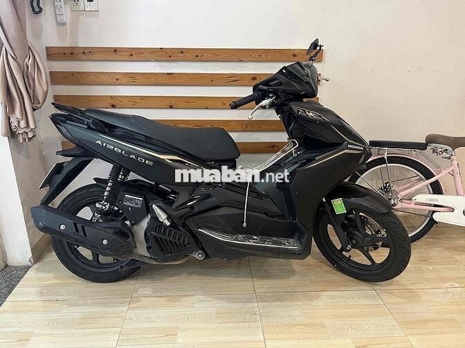 Honda AirBlade bản Edition màu đen mới keng
