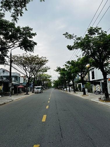 BÁN GẤP 105M2 ĐẤT MẶT TIỀN ĐƯỜNG ĐIỆN BIÊN PHỦ - HỘI AN