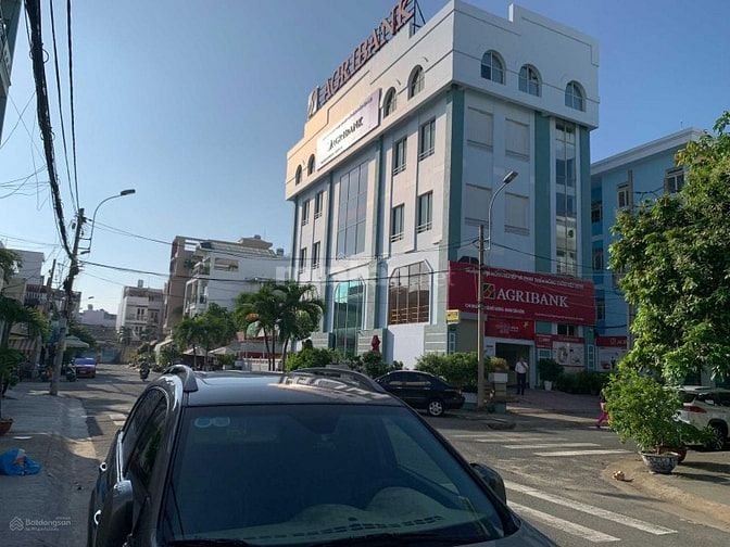Cho thuê nhà mặt tiền 41 đường số 3 khu cư xá ngân hàng Q.7, DT4x20m