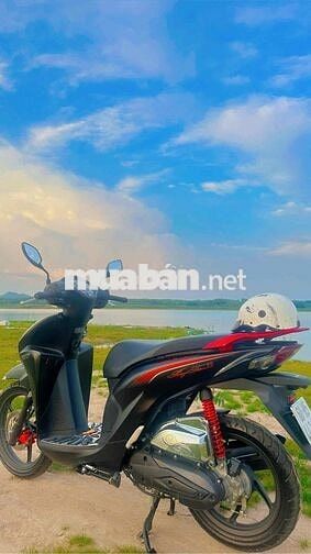 hiện trí xem xe ib em ạ