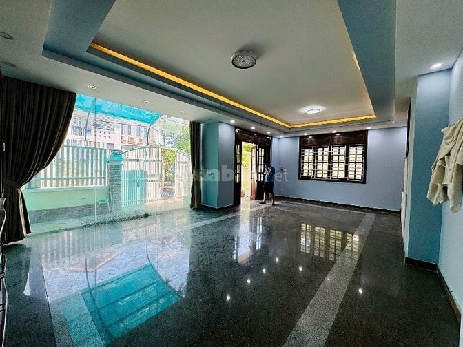 CHO THUÊ VILLA SÂN VƯỜN 300m2 KDC BÌNH LỢI. PHƯỜNG 13. BÌNH THẠNH