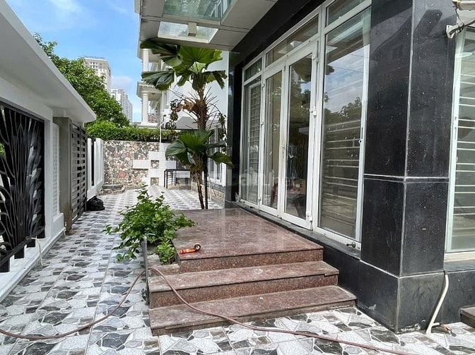 Cho thuê Biệt Thự căn góc 2 mặt tiền KDC ngay Quận 7 giá 55 triệu