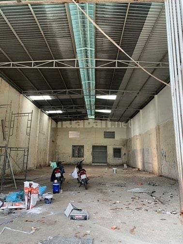 Cho thuê kho Lê Đức Thọ P15 Gò Vấp. Diện tích 10x30 giá rẻ !