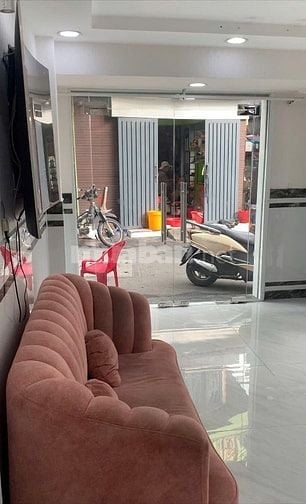 Chính chủ Cho thuê n𝐡𝐚̀ 𝐠𝐨́𝐜 𝟐 𝐦𝐚̣̆𝐭 𝐭𝐢𝐞̂̀𝐧