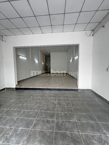 Chính chủ bán nhà mặt tiền Thủ Đức ngang 6m dài 20