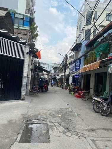 Cho thuê NNC NGAY CHỢ BÀ CHIỂU P02 Bình Thạnh