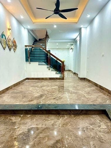 BÁN NHÀ TRUNG TÂM ĐỐNG ĐA – GẦN PHỐ THÁI HÀ