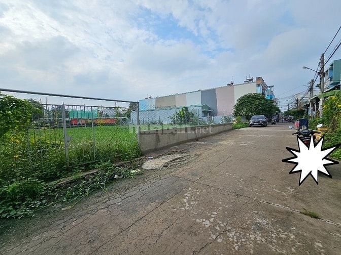 Cần bán gấp đất thổ cư . Đường rộng