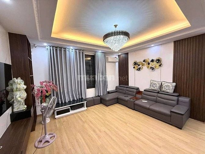 Bán nhà  Trần  Quốc  Vượng, Cầu Giấy,  6 Tầng đẹp như mơ,  10.3 TỶ, FU
