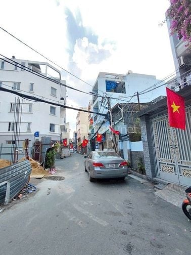 Hạ giá! Nhà cấp4  HXH XVNT sát trường ĐH khu D, QMXD: Hầm, 7 tầng