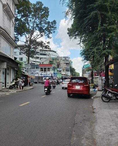Nhà Q10 Nở Hậu 7m Ngay Ngã 6 Nguyễn Tri Phương - Hẻm 4m - 64m2 - 6Tỷ5