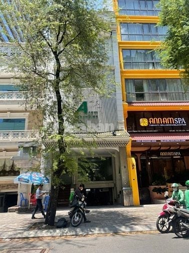 Cho thuê nhà mặt tiền Lê Thánh Tôn, Bến Nghé, Q1. Hầm, 4 Tầng, ST, DT 