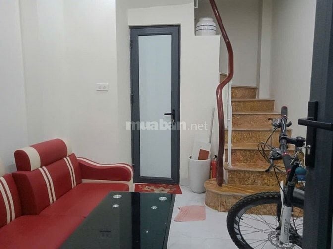 Cho thuê nhà ngõ 71 phố Phương Mai, quận Đống Đa, Hà Nội
