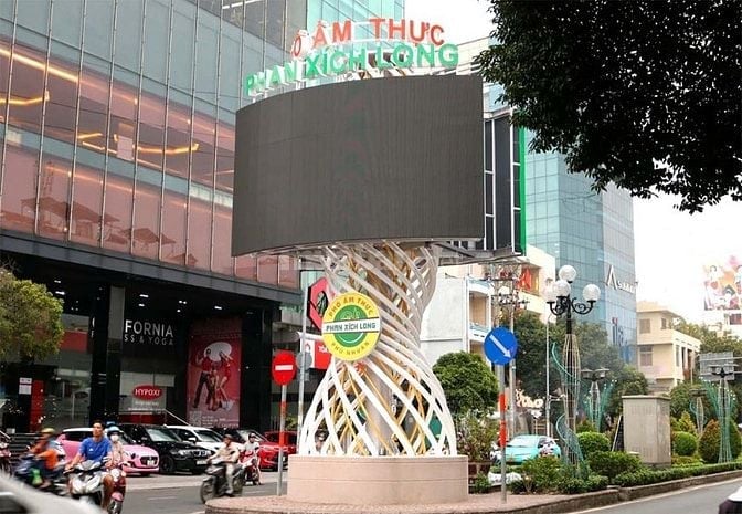 Mặt Tiền Phan Xích Long 4x15m - 24 Tỷ - Khu Ẩm Thực Kinh Doanh Sầm Uất