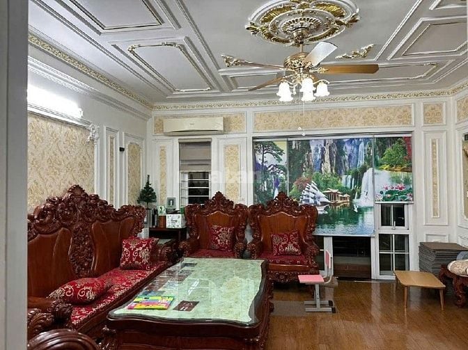 Bán nhà Phân Lô TĐC THANH AM ( Xóm Lò) - Long Biên, 75m2 - Mt 5.3m. Lô