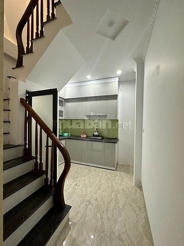 5 tầng mới xây trung tâm quận Đống Đa, cách ô tô tránh 20m