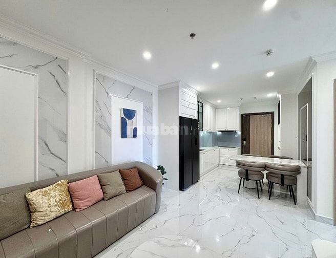 CẮT LỖ bán 3pn - giá 3,3 tỷ nhà mới view thoáng, Đã có sổ- Vinhomes Q9
