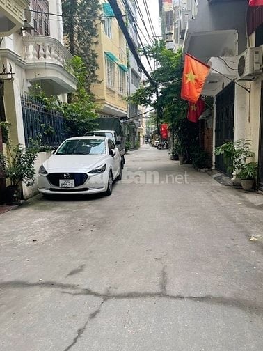 Bán nhà Thái Hà Dt 125m2, Mt 8m, 5t, kinh doanh 60tr/tháng.