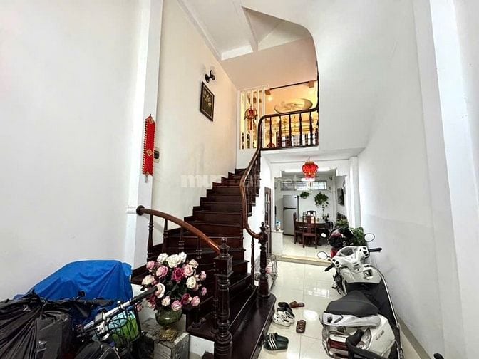 Bán nhà Vũ Trọng Phụng 38m2 5 tầng 02 mặt ngõ thoáng vĩnh viễn 