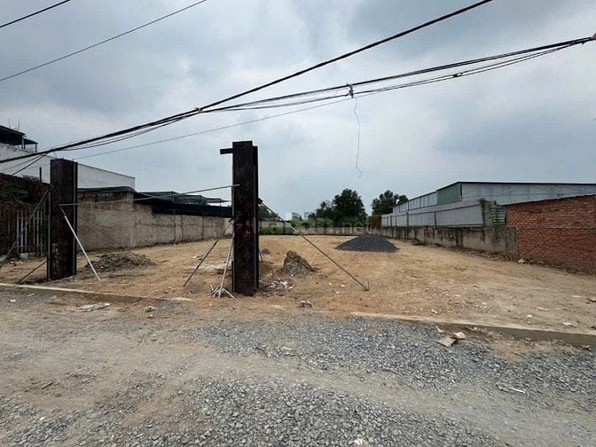 876m2 mặt tiền đường số 40, BTĐ, Quận 2, giá chỉ có 29.9 tỷ