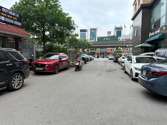 Bán Biệt Thự đầu ngõ 164 Khuất Duy Tiến, 150m2, 5 tầng mặt tiền 7,2m