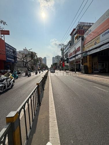 Bán nhà mt đường Nguyễn Thị Thập phương Tân Phong Q7 dt 5x27 giá 43 tỷ