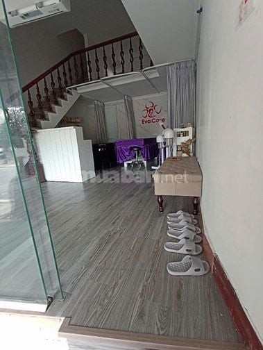 Cho thuê nhà mặt đường Yên Phụ