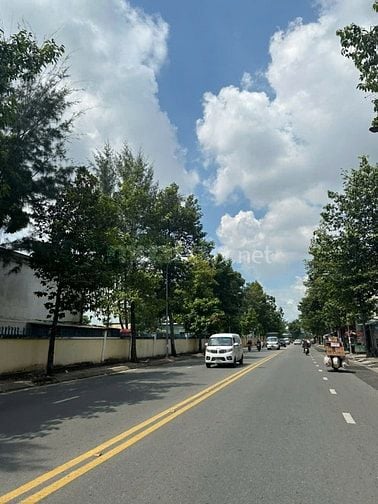 GẤP !  BÁN NHÀ MT 10M PHẠM VĂN BẠCH CHO THUÊ 30 TRIỆU P15 TÂN BÌNH