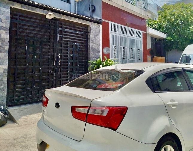 Bán nhà quận 7, xe hơi 7 chỗ đậu cửa, 4x15m, 3 tầng chỉ 7 tỷ mốt
