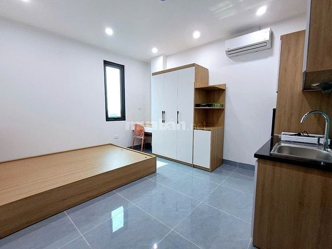 Cần bán nhà mặt đường Phạm Văn Đồng, Xuân Đỉnh.SĐ 86m2, 3 MT, TT 112m2