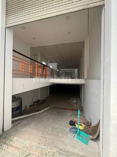 Chính chủ cần bán gấp nhà số 1074 ,QL50, xã bình hưng,bình chánh .