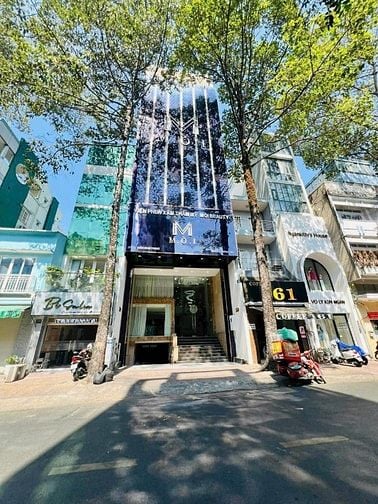 Cho thuê nhà MT Trần Bình Trọng, Q5. Hầm , 9 Tầng, TM, PCCC chỉ 200tr