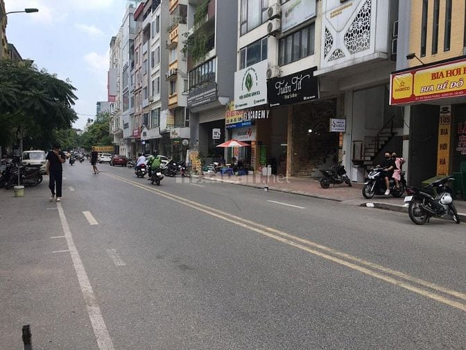 Mặt Trung Phụng đoạn đẹp nhất phố DT75m2, vỉa hè 7m giá 33 ty