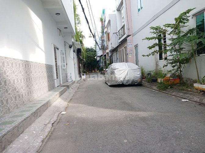  Bán nhà 2 tầng HXH đường Phan Huy Ích,85m2 ngang 5m, giá 6 tỷ 79 