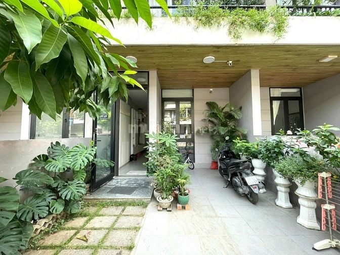Nhà phố Citi Bella 2 full nội thất, sổ hồng riêng, giá 8,5 Tỷ