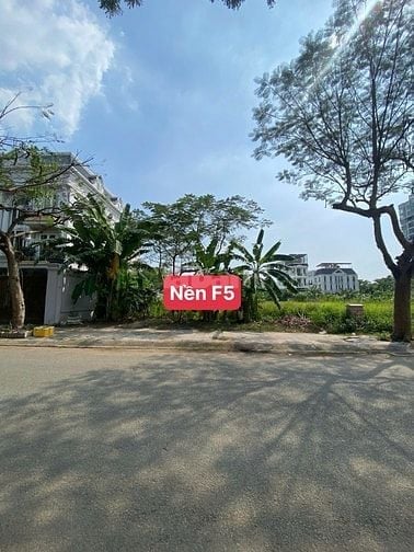 Bán đất biệt thự Đông Thủ Thiêm đường ND.Trinh Quận 2 (375m) 98.6 tr/m