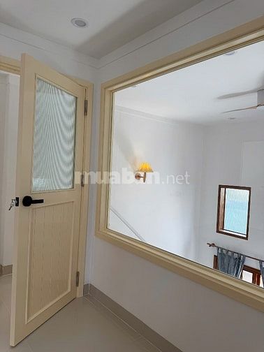Bán nhà hẻm Trần Phú nội thất đẹp tối giản 