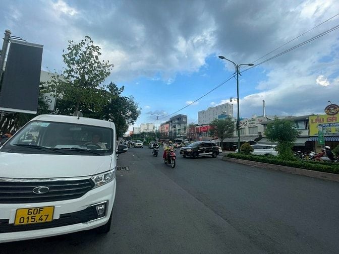 Cho thuê trệt lầu 1 mặt tiền  đường Nguyễn Thị Thập, P. Tân Hưng, Q.7