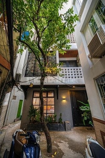 Bán nhà đầy đủ nội thất, chính chủ Hoàng Sa, Tân Định, Q1