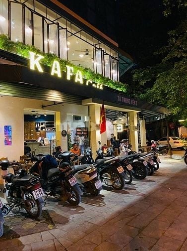 Cho thuê MBKD tại ngã tư Quang Trung mặt tiền hơn 10m