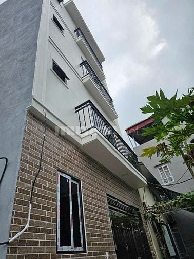 Nhà đẹp Ngọc Hồi  40m 4 tầng – 4PN- Gần ga, bệnh viện, QL1A giá 5,3 tỷ