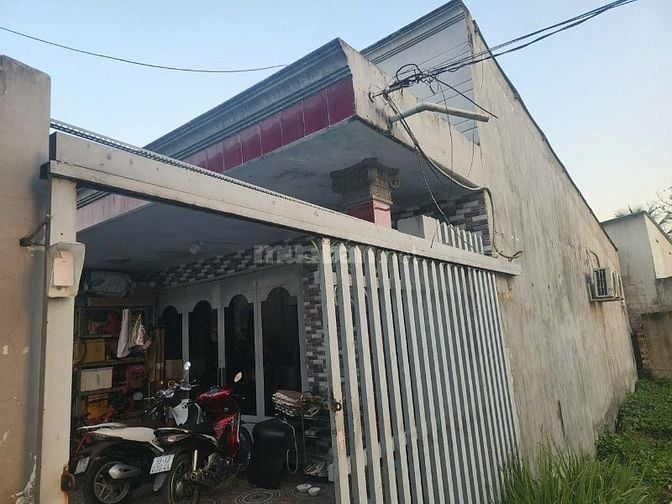 Bán nhà chính chủ hẻm đường Lò Lu