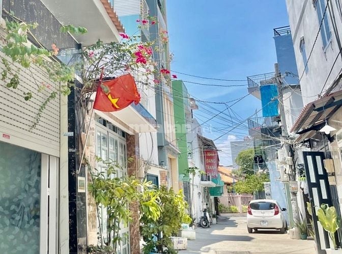 Bán nhà Huỳnh Tấn Phát, xe hơi ngủ trong nhà cực hiếm chỉ hơn 5 tỷ 
