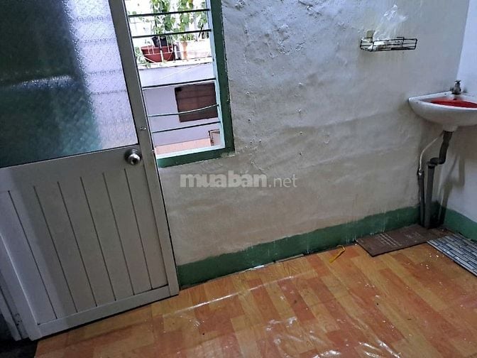 CHO THUÊ PHÒNG TRỌ CÓ GÁC GẦN CHỢ PHẠM THẾ HIỂN, QUẬN 8