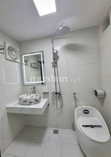 Bán Nhà 5 tầng  88 võ thị sáu gần hồ 55m2 XD giá 18,99 tỷ.